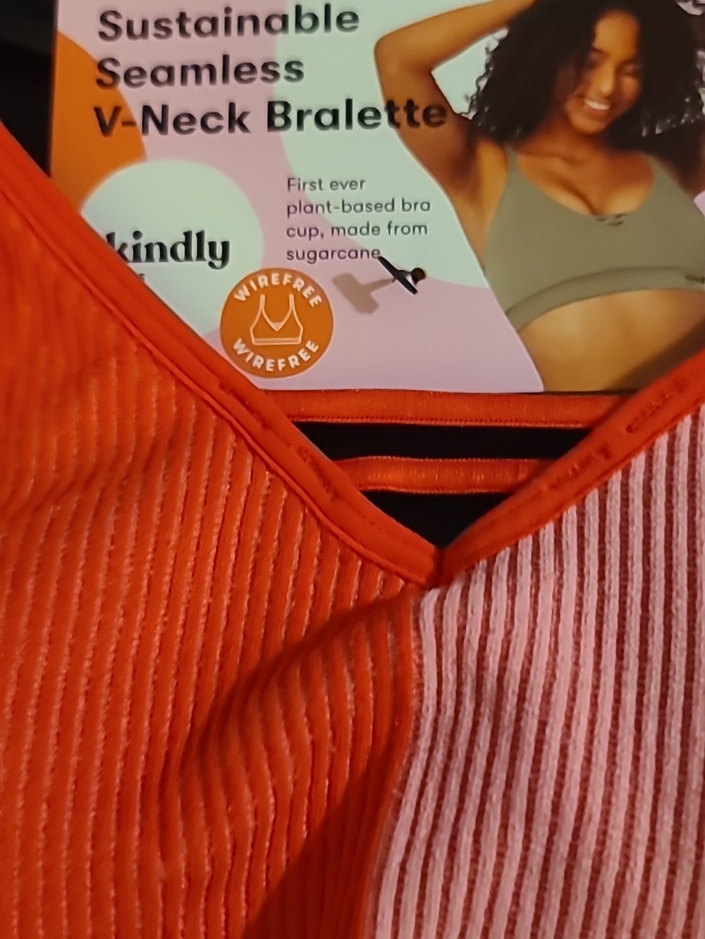 Kindly Yours Seamless V-neck Ribbed Bralette - S (C10-X) - Picture 2 of 6